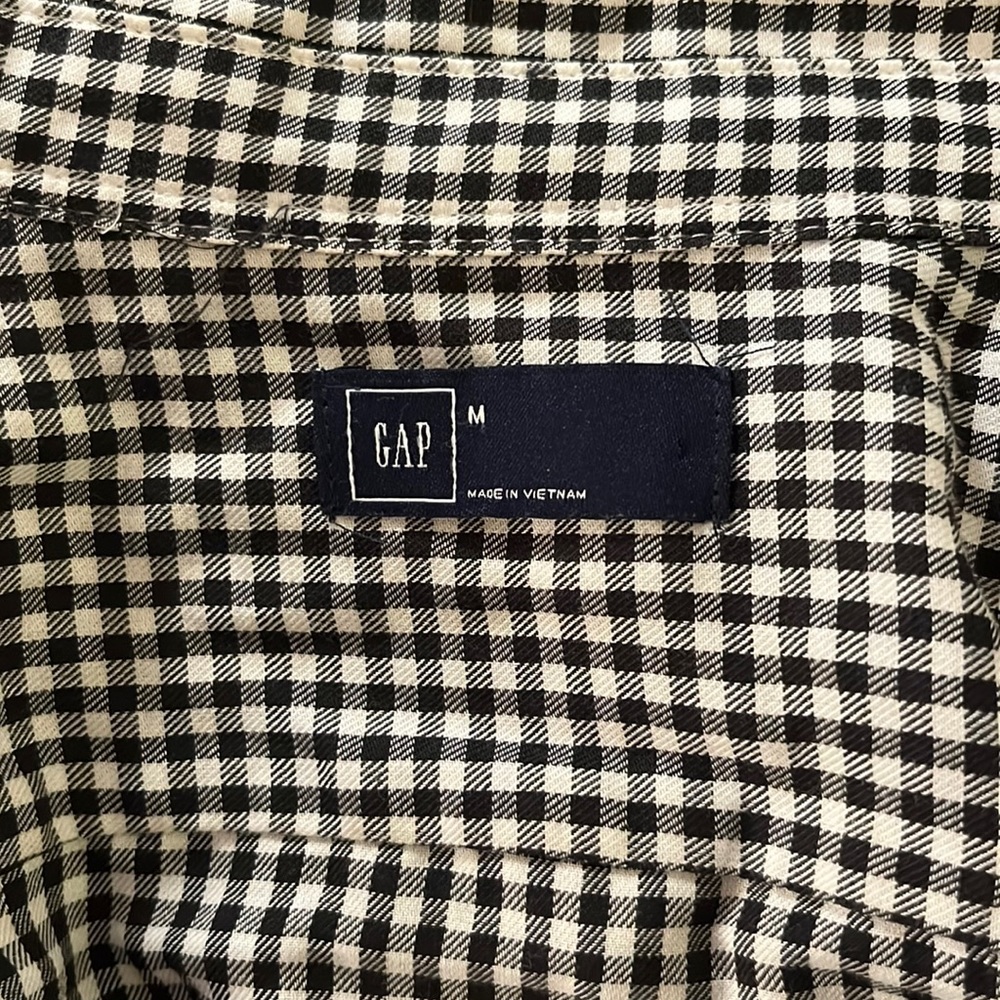 GAP button down - Picture 3 of 4
